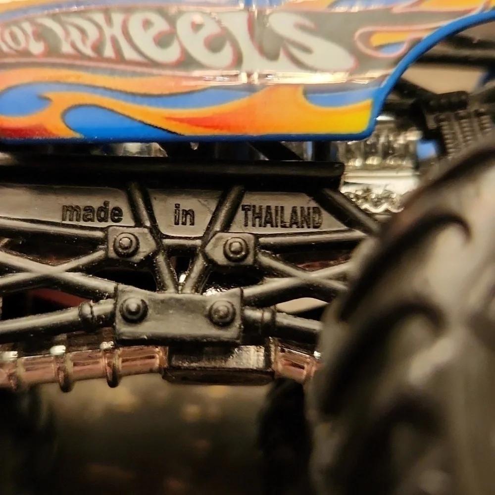 Mattel hotwheels racing